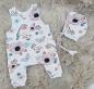 Preview: Handmade Strampler & Haube gr. 44 Vögel Schmetterling Blumen