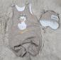 Preview: Handmade Set gr.56 Strampler mit passender Mütze Entenmotiv