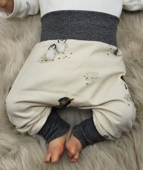 Preview: Handmade Hose mit Pinguin gr. 56 und 86