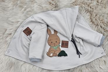 Handmade Zipfeljacke gr.62 Hasenstickbild