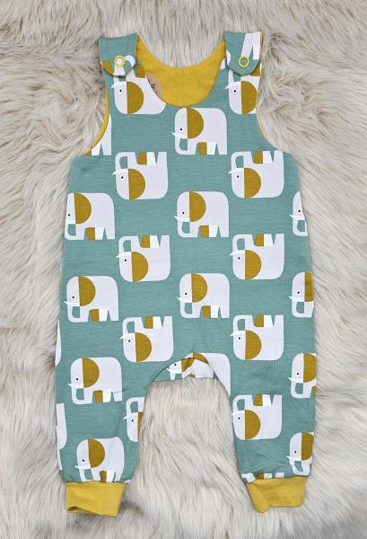 Handmade Strampler gr 62 mit vielen Elefanten