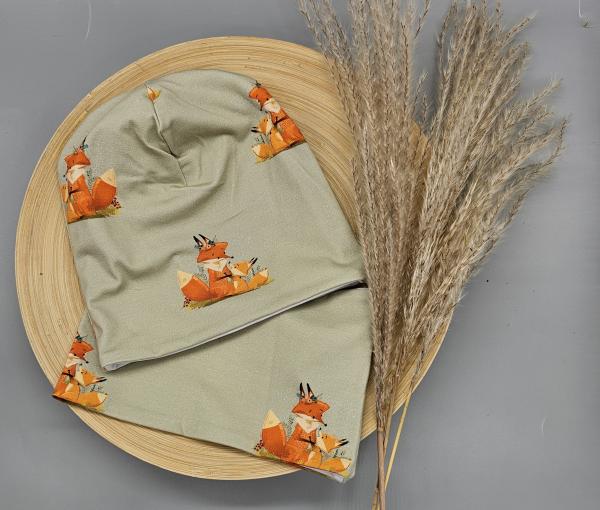 Handmade Beanie & Loop Füchse