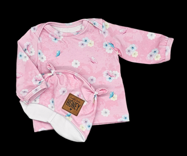 Handmade Strampler, Pulli und Mütze gr.56 Hasen Blumen niedlich