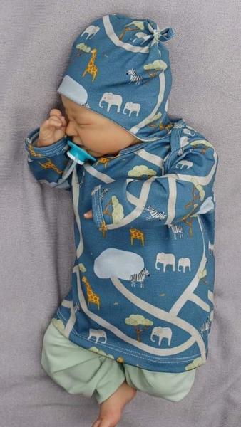 Handmade Pulli, Hose und Mütze gr.56 Tiere